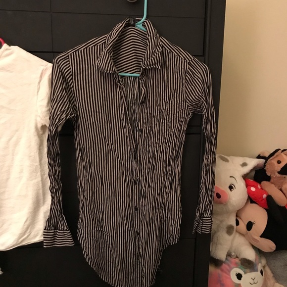 Professional Attire - Picture 6 of 8